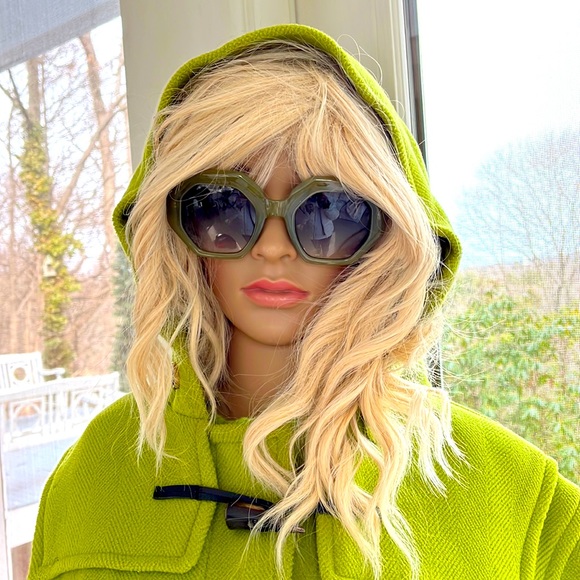 COPY - Green Hexagonal Sunglasses - Picture 1 of 3